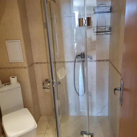 Pacific-3-a Sluneční pobřeží